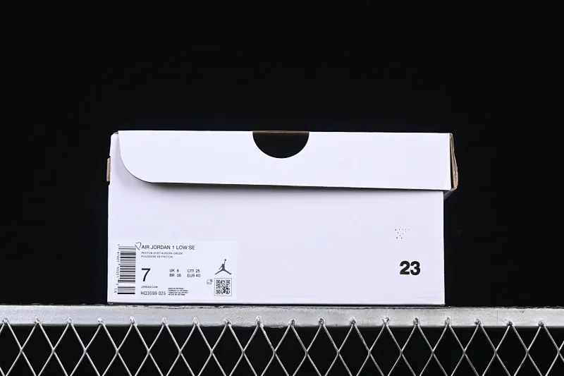 All categories Air Jordan Jordan series basketball shoes Air Jordan 1 Low Air Jordan 1 Low AJ1 Joe 1 patent leather gray green low-top cultural casual sneakers HQ3599-025